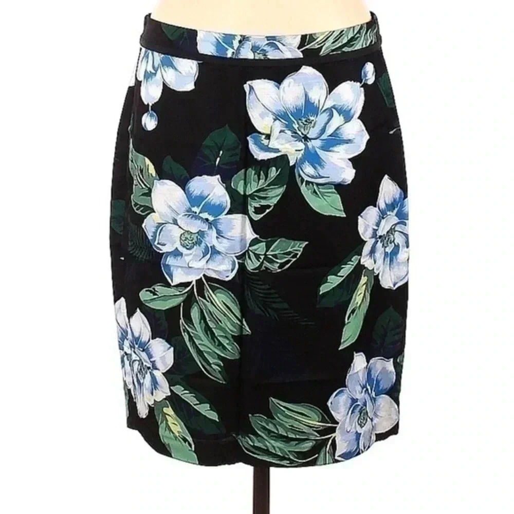 Banana Republic Tropical Resort Black Blue Watercolor Floral Pencil Skirt Size 8 - Picture 2 of 4